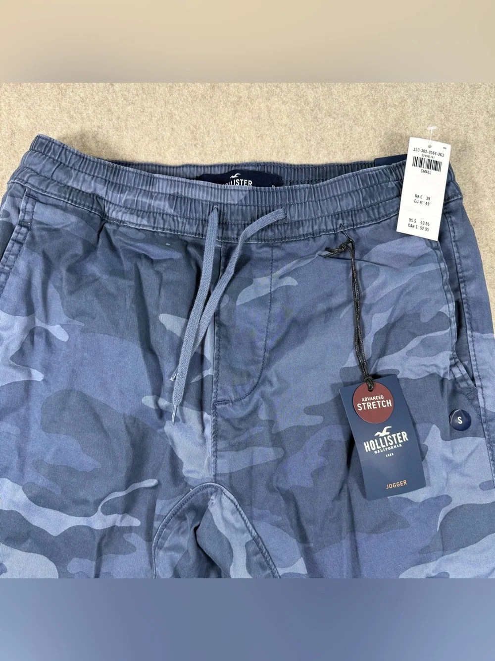 Hollister Men’s Blue Camo Jogger Pants NWT, Size Small, Advanced Stretch